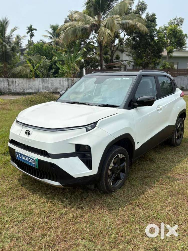 Tata Punch Ev Empowered Plus Lr, 2024, Electric