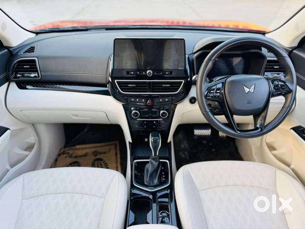 Mahindra Xuv 3xo Ax7l 1.2 Petrol At (pg), 2024, Petrol