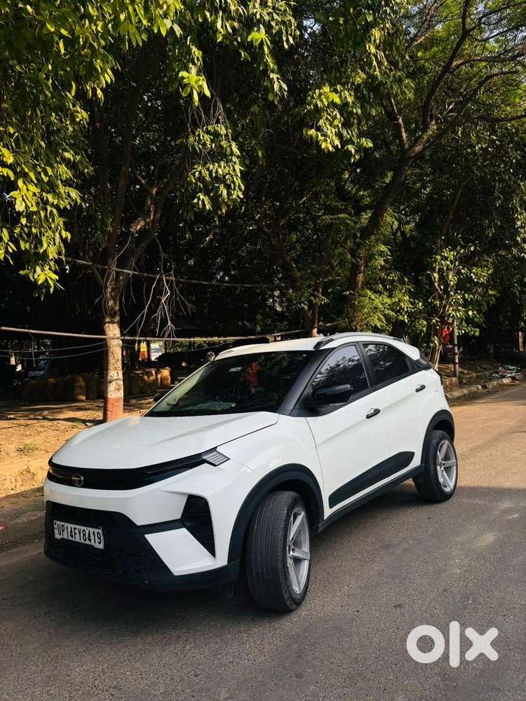 Tata Nexon 2024 Petrol 32000 Km Driven