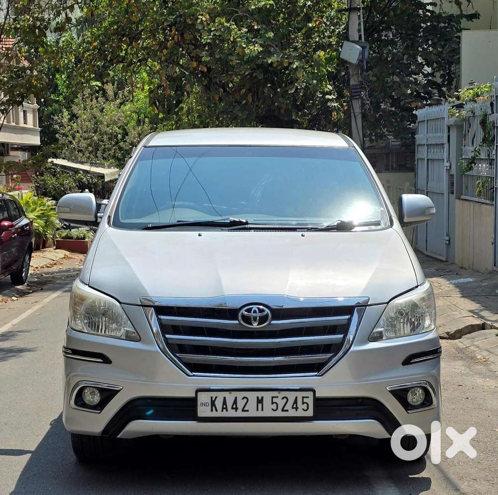 Toyota Innova 2.5 V 8 Str, 2014, Diesel