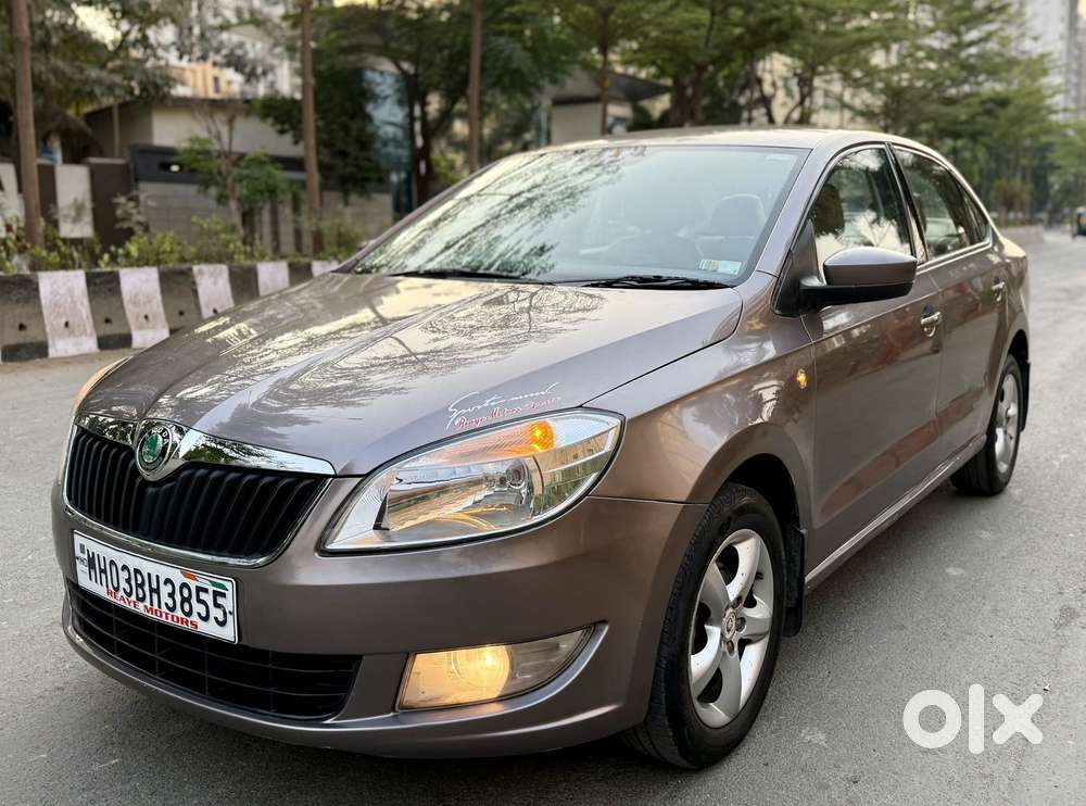 Skoda Rapid Elegance 1.6 Mpfi At, 2012, Petrol