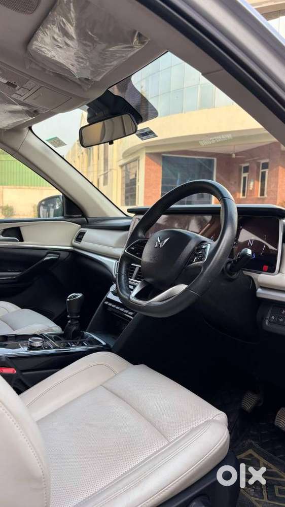 Mahindra Xuv700, 2022, Diesel
