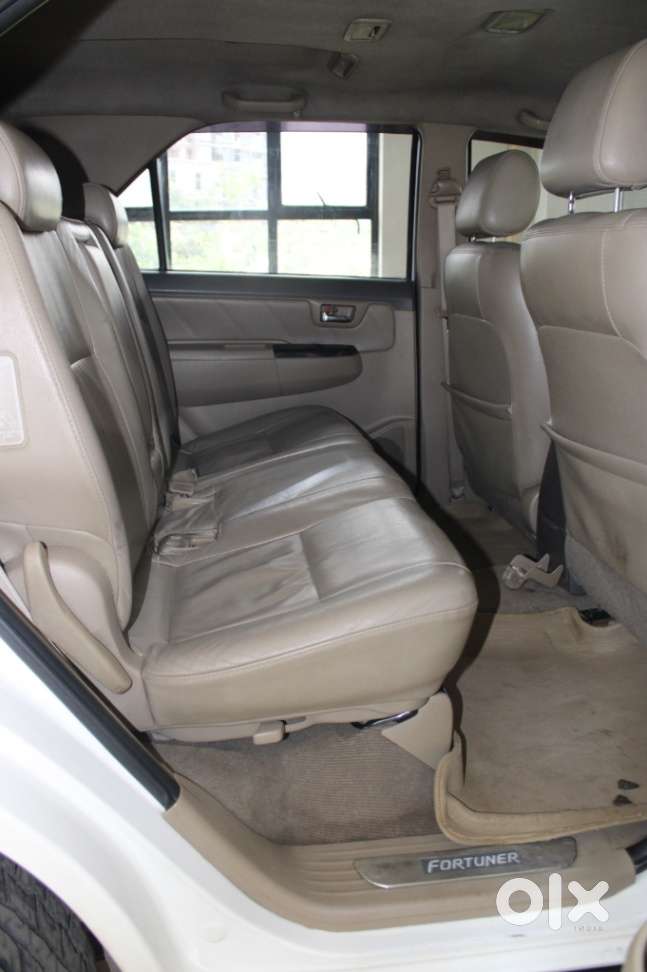 Toyota Fortuner 3.0 4x2 Mt, 2012, Diesel