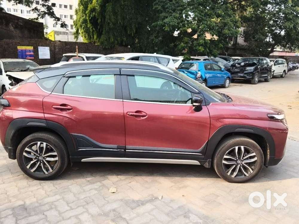 Toyota Urban Cruiser Taisor V 1.0 Petrol Mt, 2024, Petrol