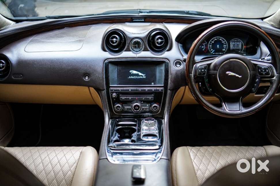 Jaguar Xj L 2.0 Petrol, 2017, Petrol
