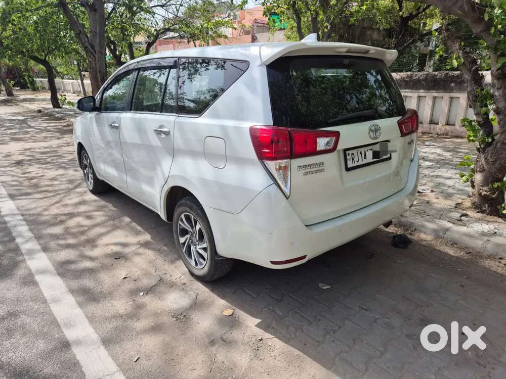 Toyota Innova Crysta 2021 Diesel 111000 Km Driven