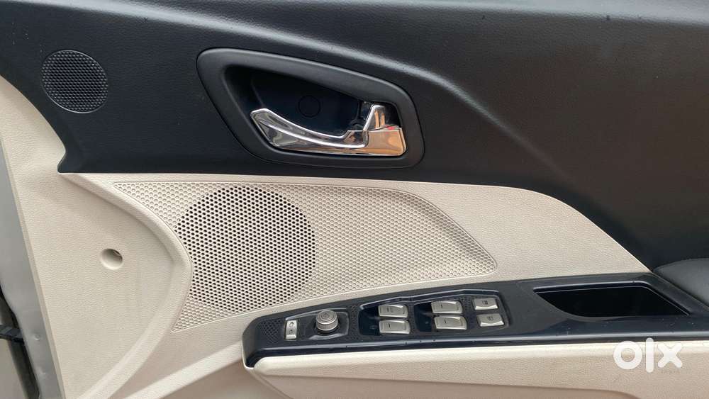Mahindra Xuv300 W8 Option Diesel, 2019, Diesel