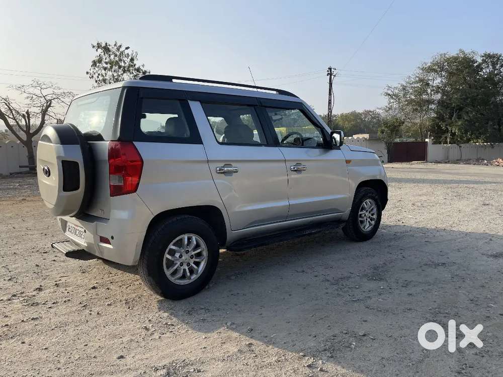 Mahindra Tuv 300 2015 Diesel Well Maintained