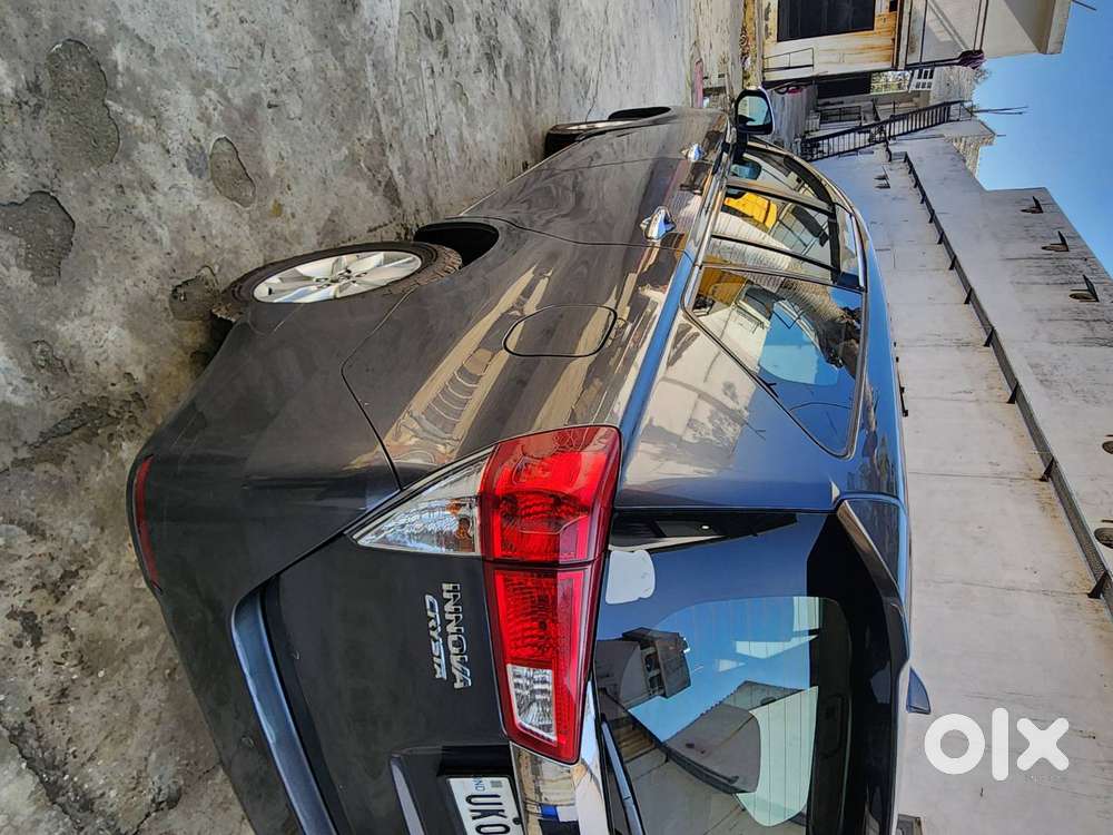 Toyota Innova Crysta 2.4z Top Model