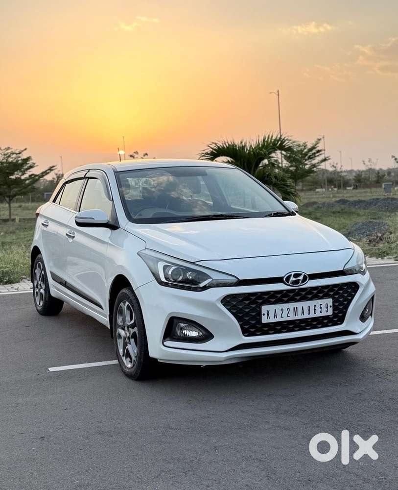 Hyundai I20 Petrol Asta Option, 2018, Petrol