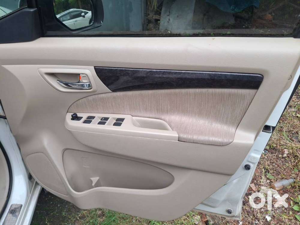 Maruti Suzuki Ertiga Zxi Plus Petrol, 2014, Petrol