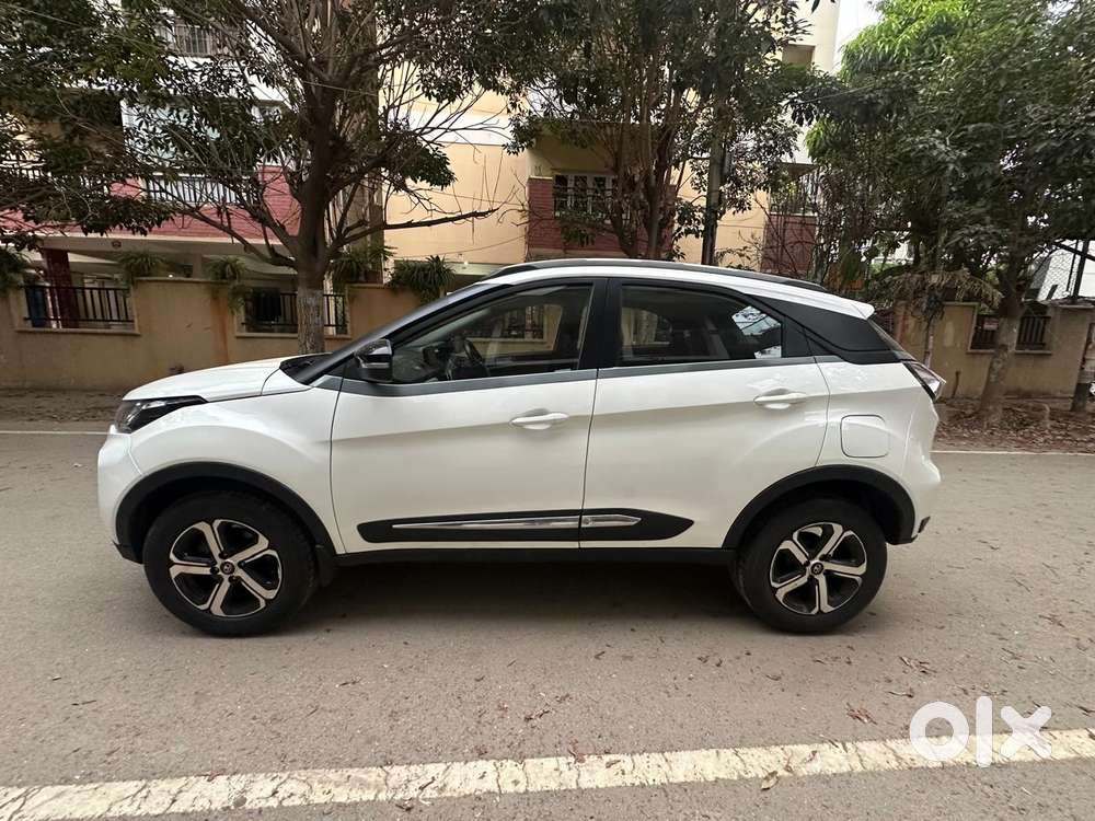 Tata Nexon 1.2 Revotron Xza Plus (o) Amt, 2021, Petrol