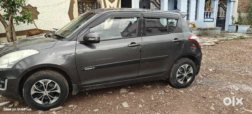 Maruti Suzuki Swift Vxi 2017 Year Car