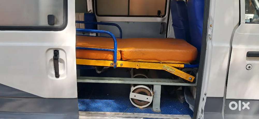 Maruti Suzuki  Omni 2013  Ambulance Petrol 120000 Km Driven For Sales