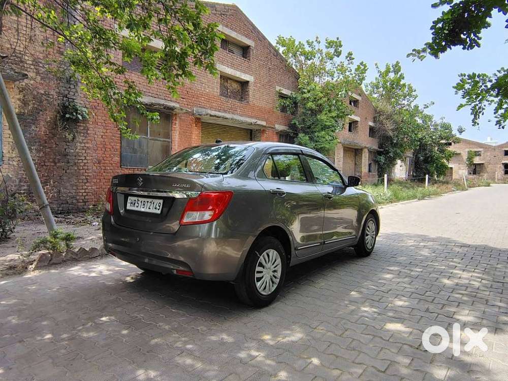 Maruti Suzuki Swift Dzire Vxi Optional, 2018, Petrol