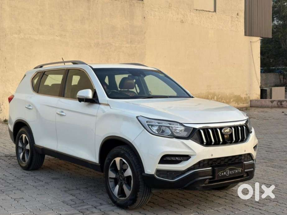 Mahindra Alturas G4 4wd At, 2018, Diesel