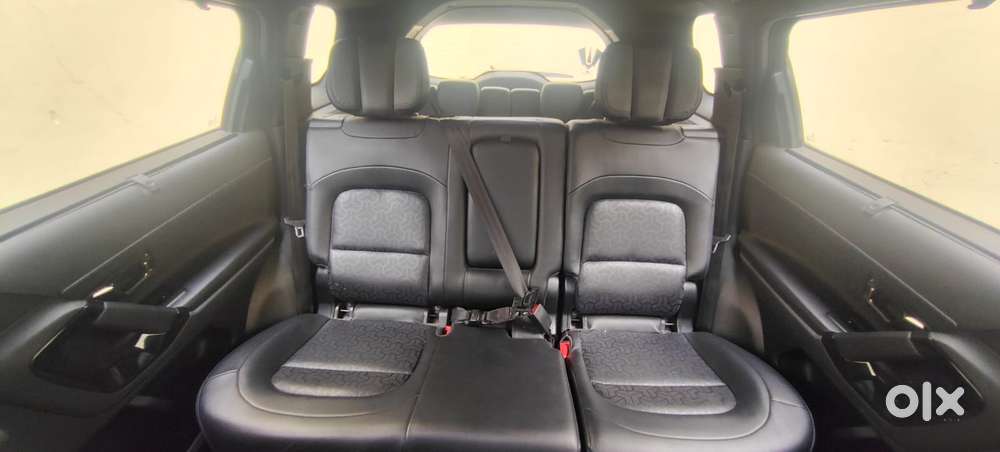 Tata Safari Accomplished Dark Edition, 2024, Diesel