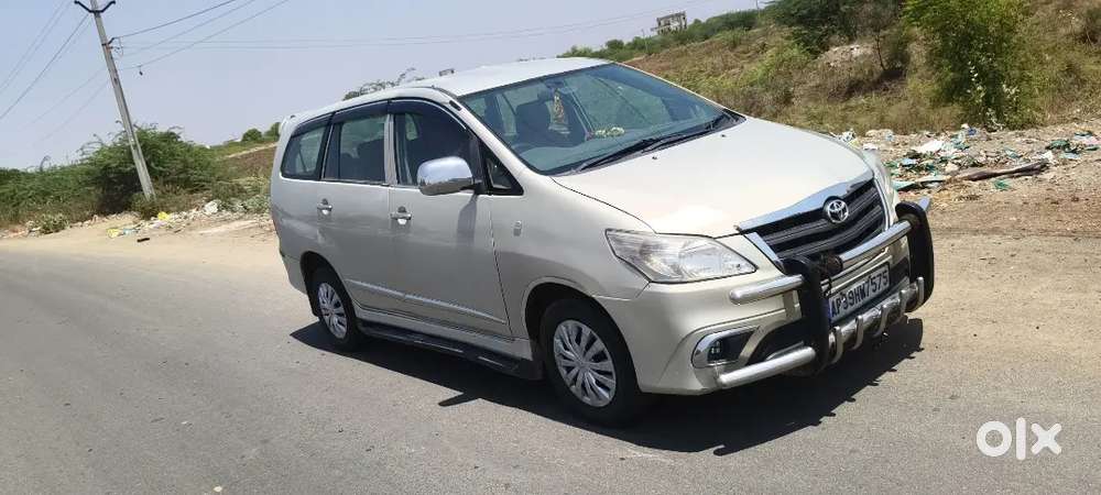 Toyota Innova 2015 Diesel 285500 Km Driven