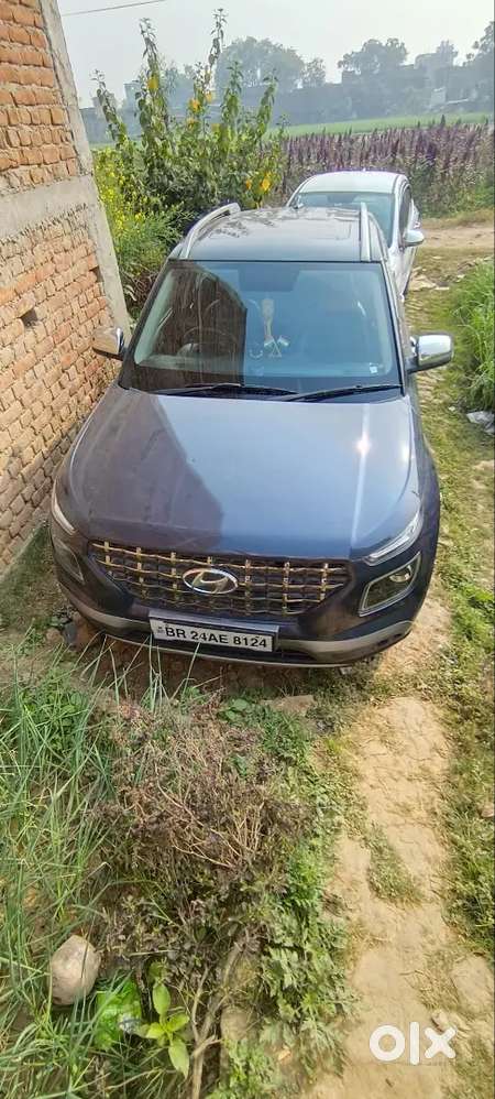 Hyundai Venue 2021 Diesel 75000 Km Driven