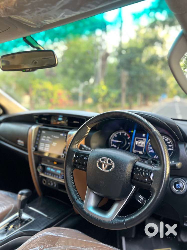 Toyota Fortuner [2021-ongoing] 2.8 2wd Diesel At, 2022, Diesel