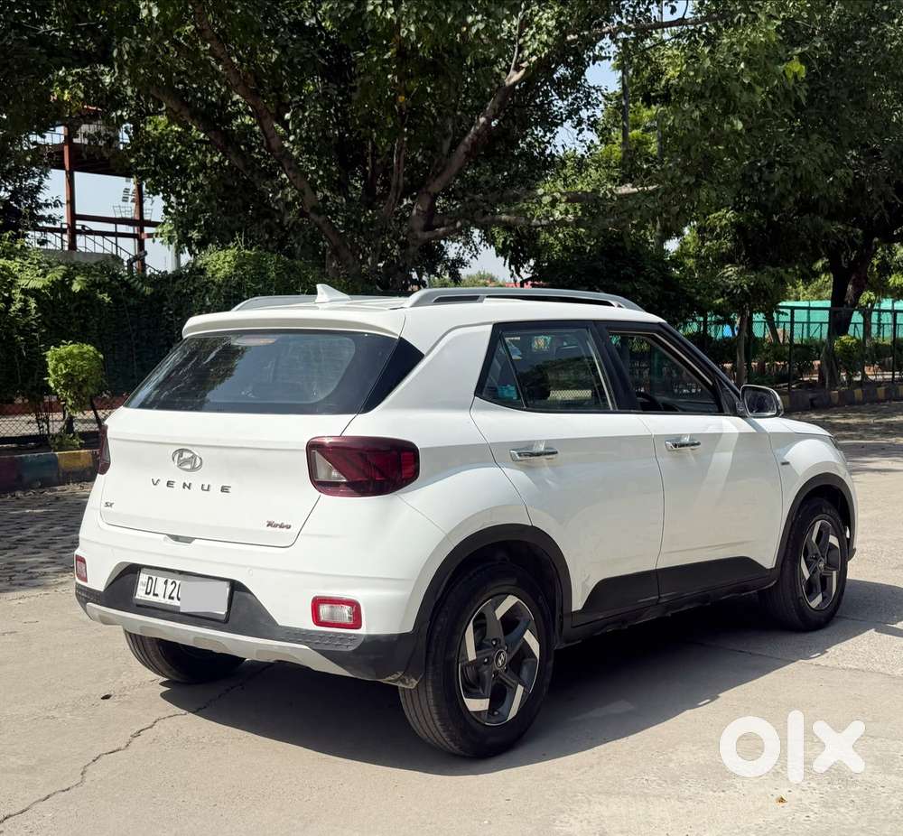 Hyundai Venue 1.0 Sx Turbo Dct, 2020, Petrol
