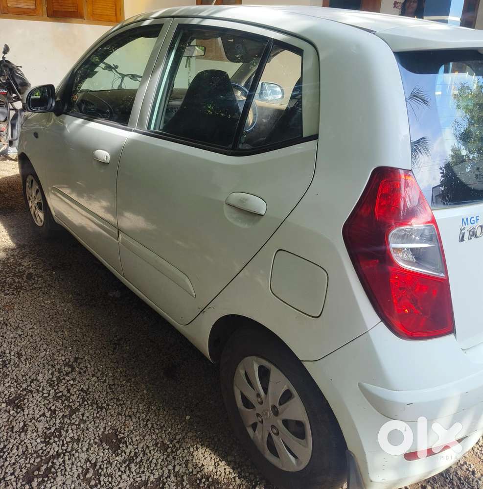 Hyundai I10 Sportz, 2013, Petrol