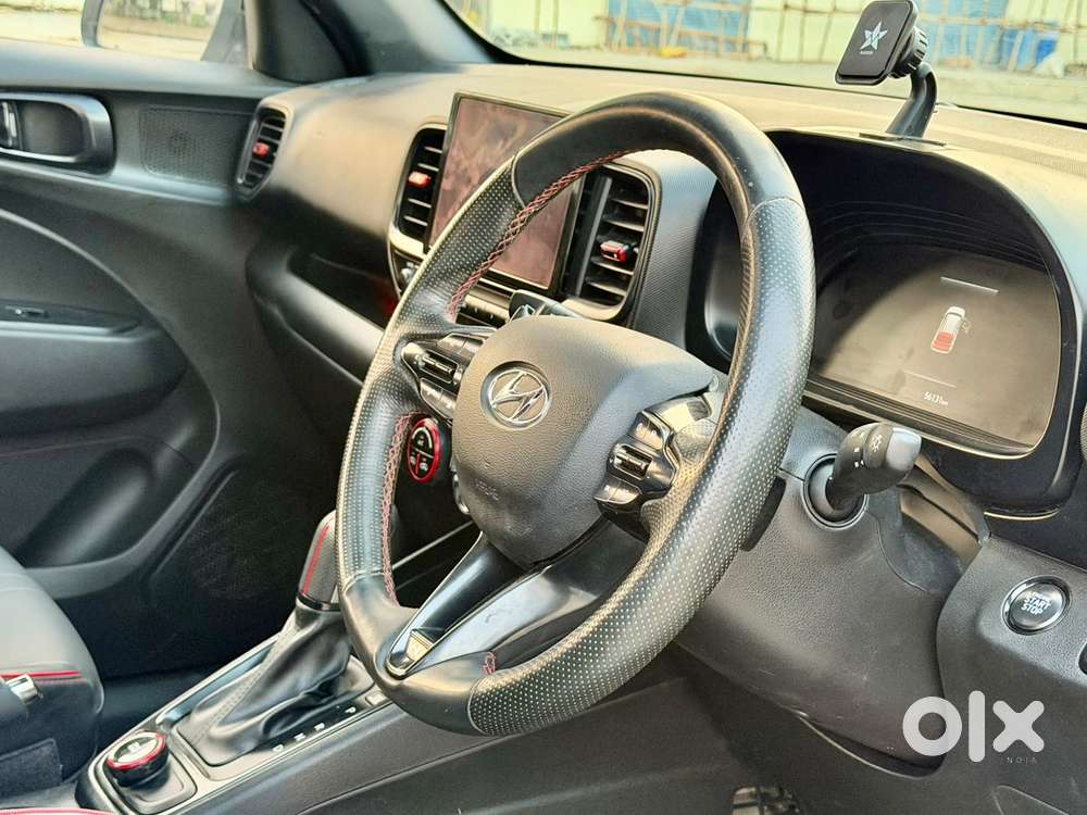 Hyundai Venue S Turbo Dct, 2023, Petrol