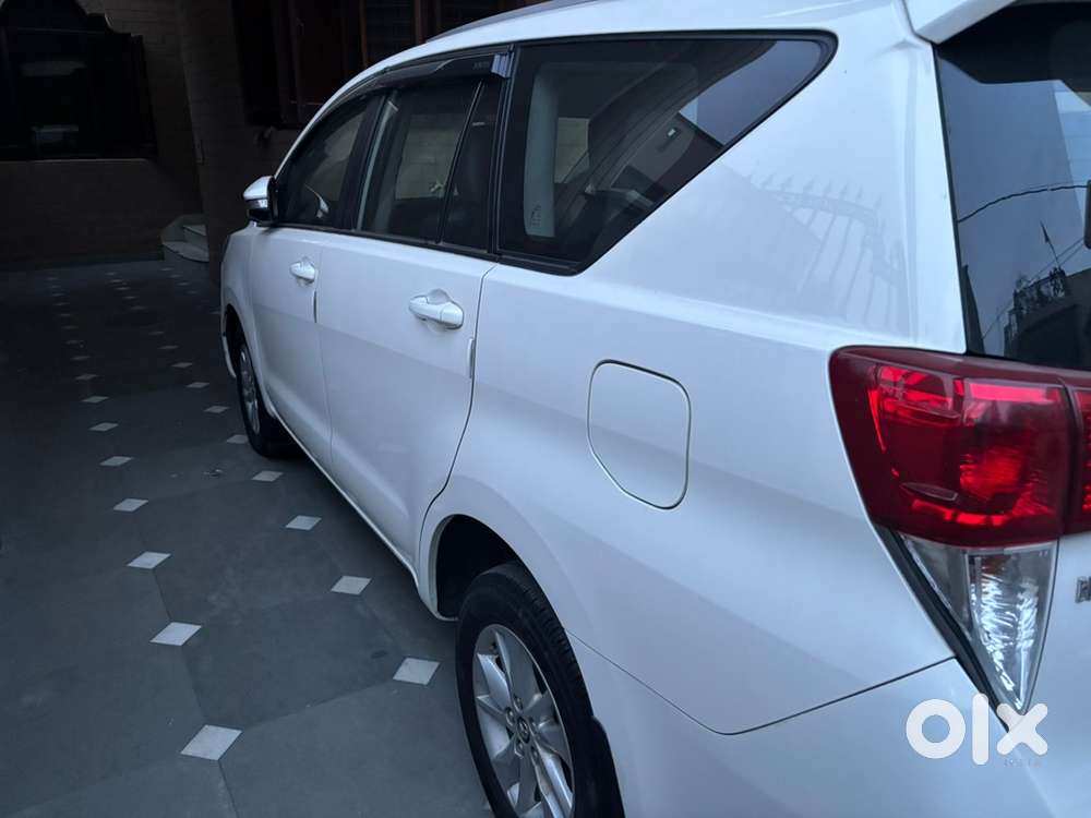Toyota Innova Crysta 2017
