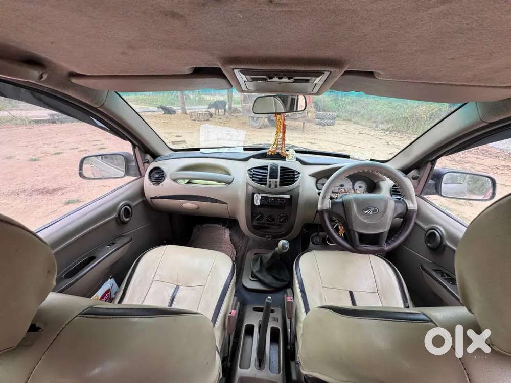 Mahindra Xylo 2013