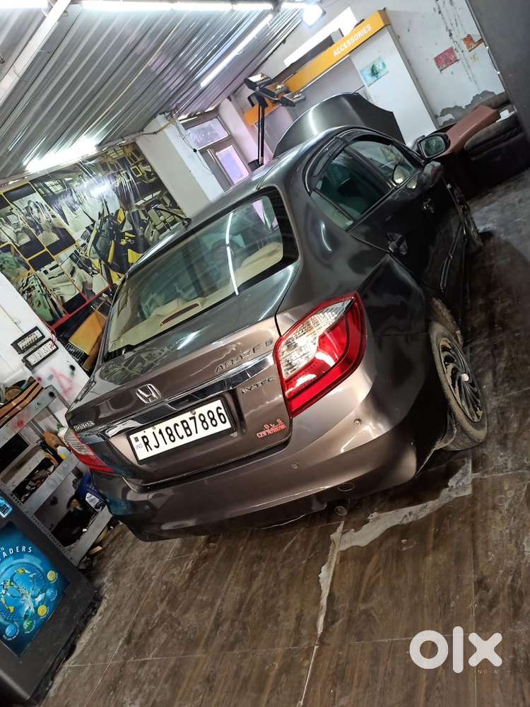 Honda Amaze Petrol 2016
