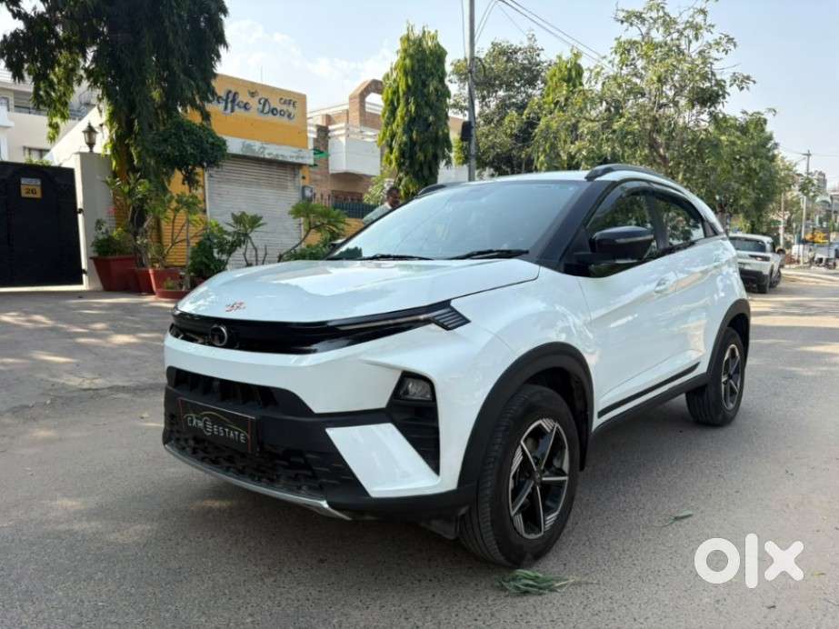 Tata Nexon Creative 1.2 Revotron Petrol 6 Mt, 2025, Petrol
