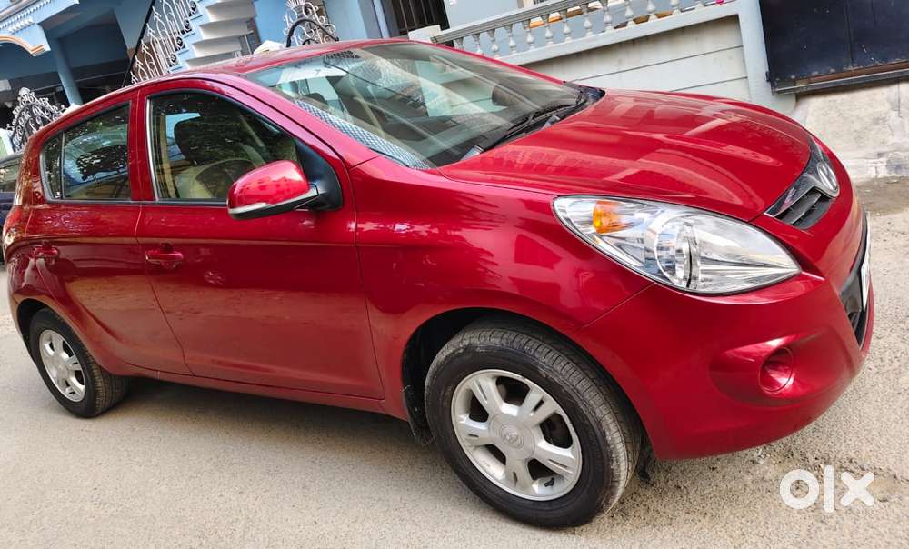 Hyundai I20 Sportz 1.2 Bs-iv, 2011, Petrol