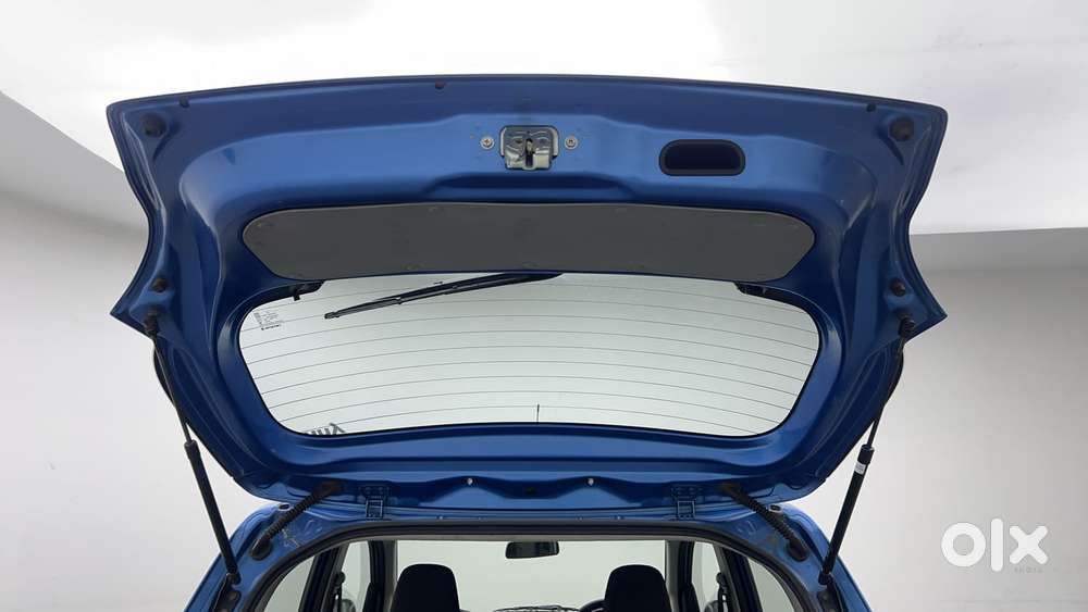 Maruti Suzuki Celerio Zxi Optional Amt, 2016, Petrol