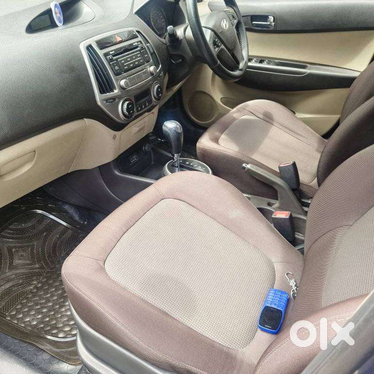 Hyundai I20 Sportz At 1.4, 2013, Petrol