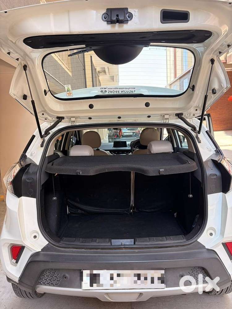 Tata Nexon Xz Plus Petrol