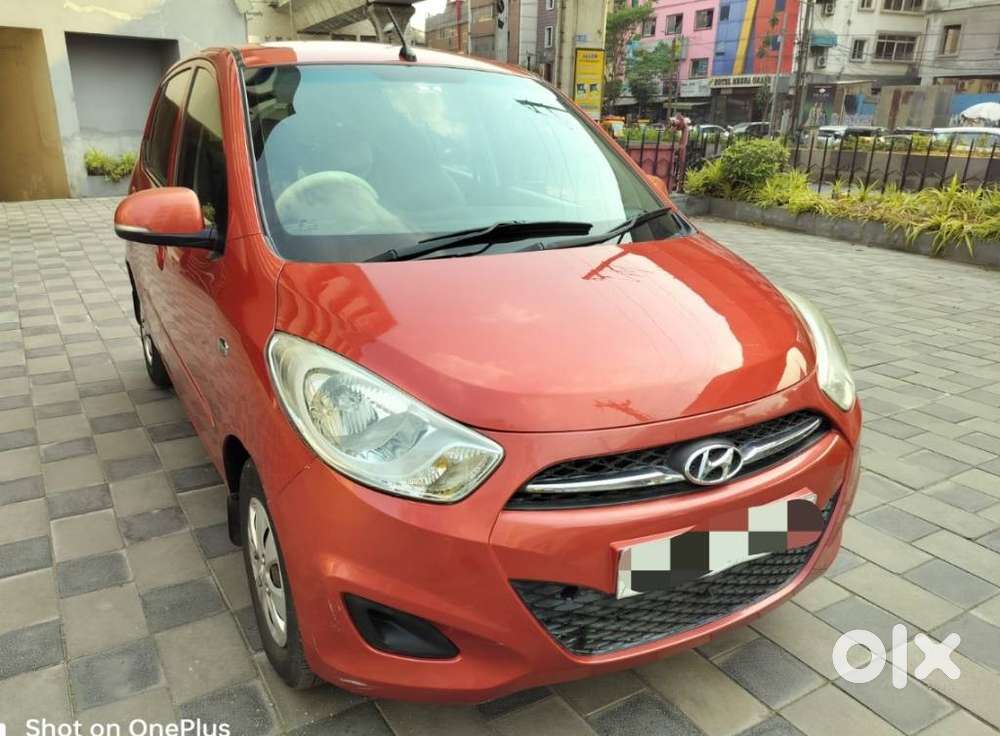 Hyundai I10 Sportz At, 2011, Petrol