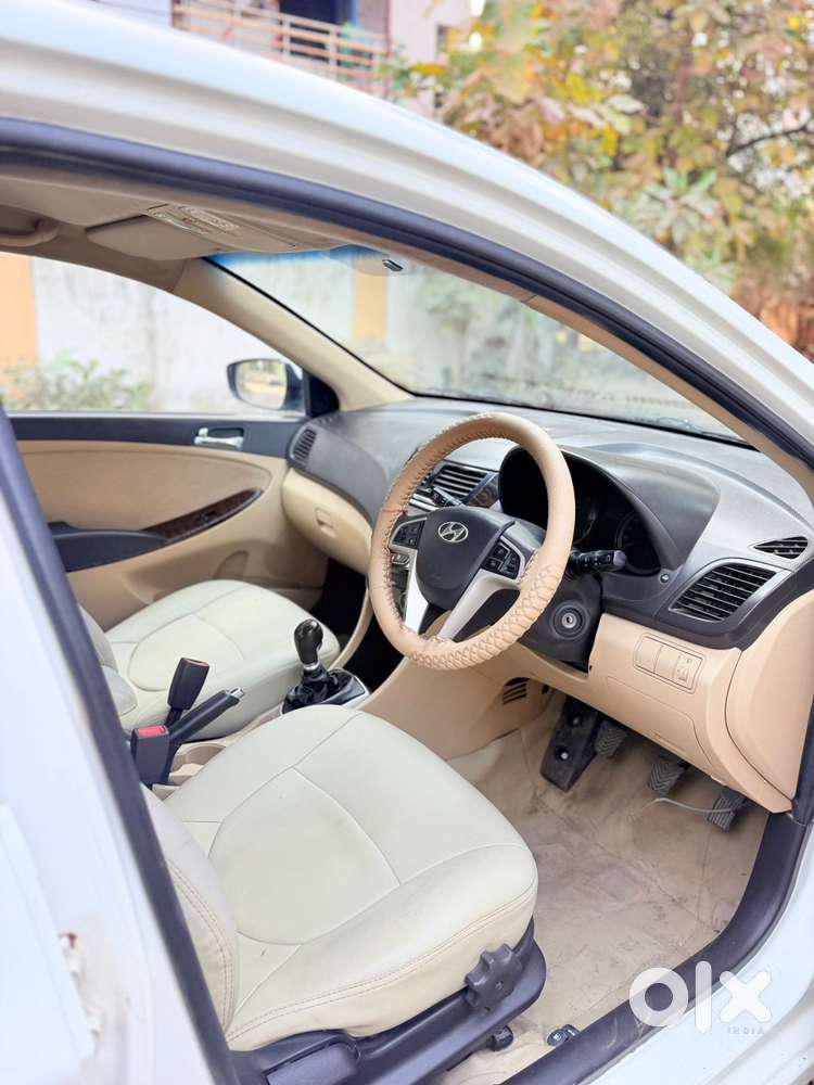 Hyundai Verna Vtvt 1.6 Ex, 2012, Petrol