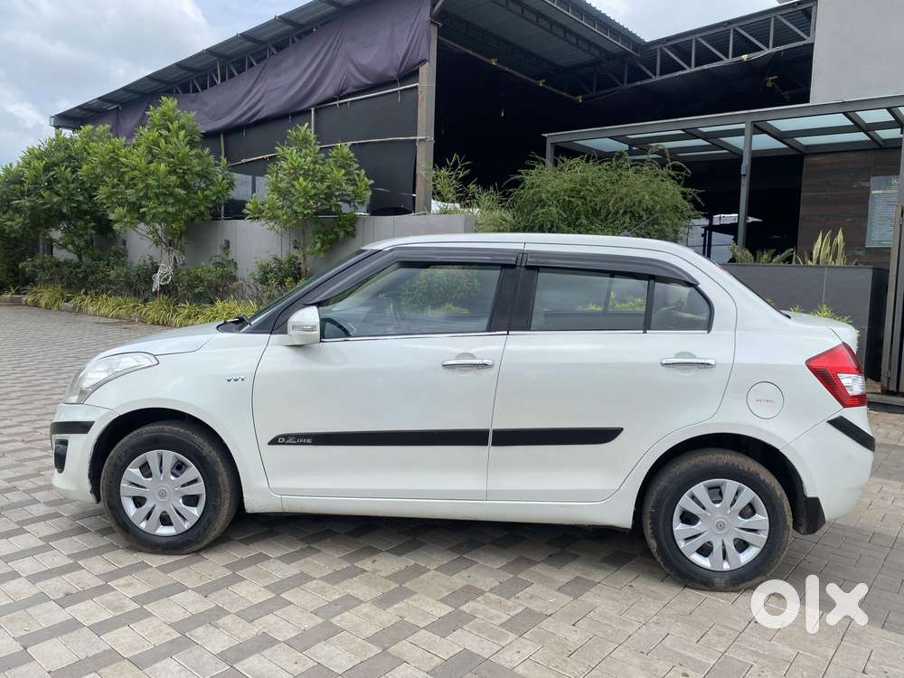 Maruti Suzuki Swift Dzire 1.2 Vxi Bsiv, 2014, Petrol