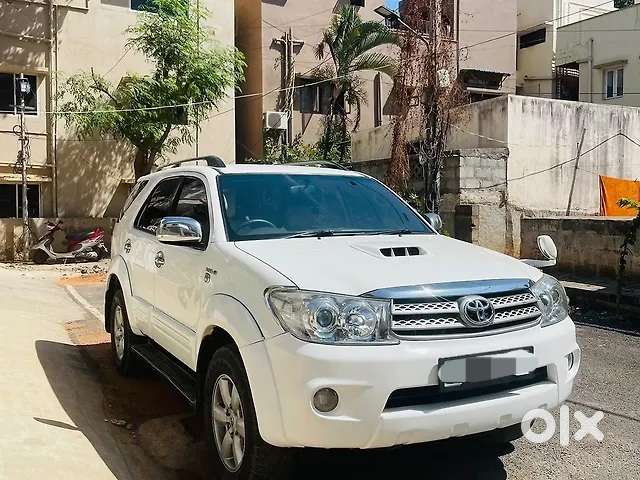 Toyota Fortuner 3.0 4x4 Manual, 2010, Diesel