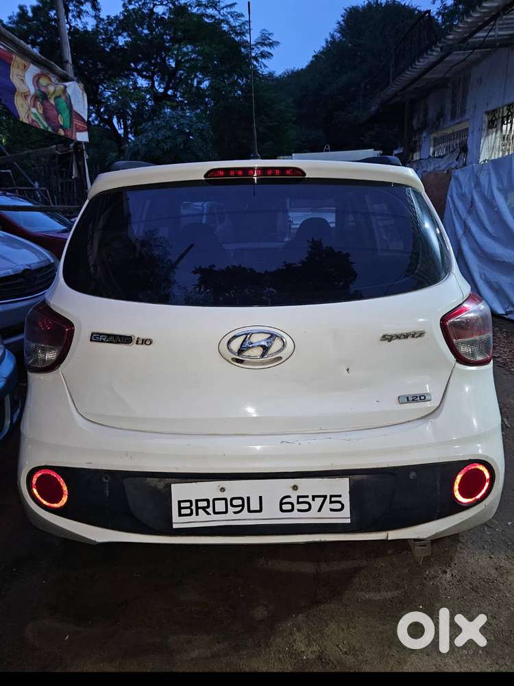 Hyundai Grand I10 2017 Diesel Well Maintained