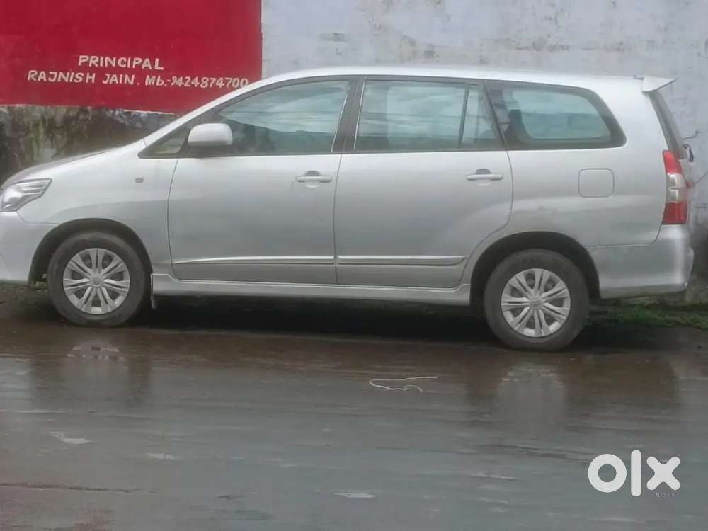Toyota Innova 2014 Diesel 168000 Km Driven