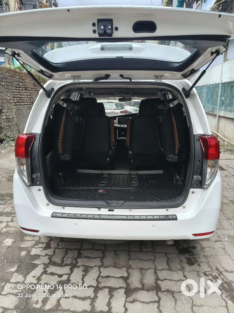 Toyota Innova Crysta 2019