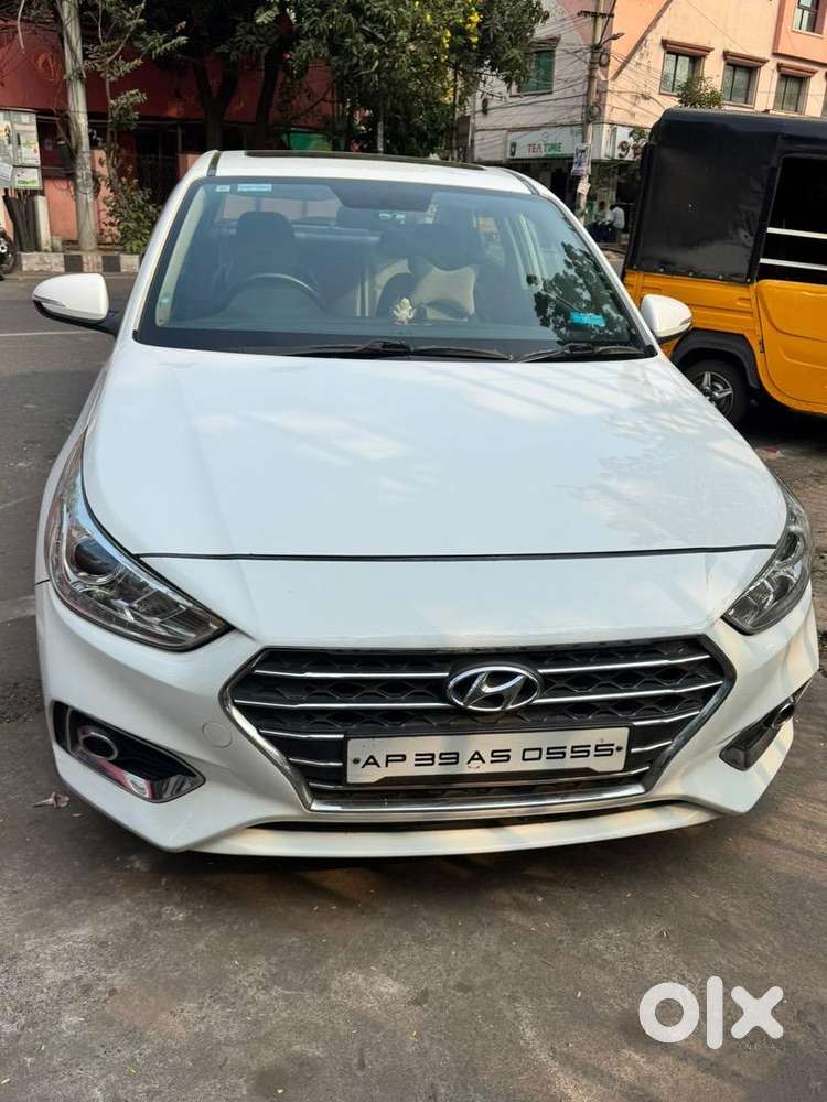Well Maintaned Doctor Car With Fancy Number