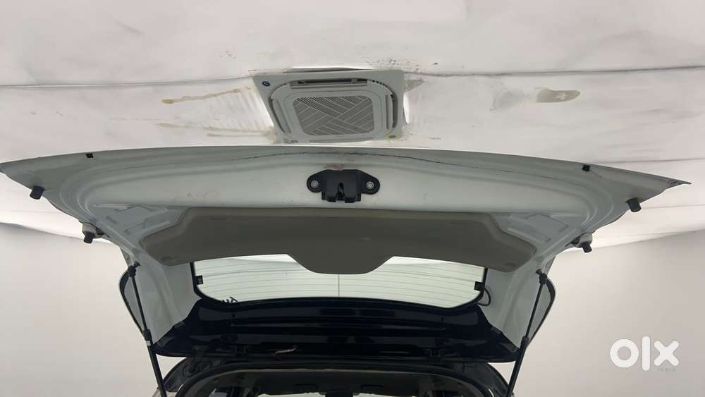 Renault Triber 1.0 Rxz Dual Tone, 2022, Petrol