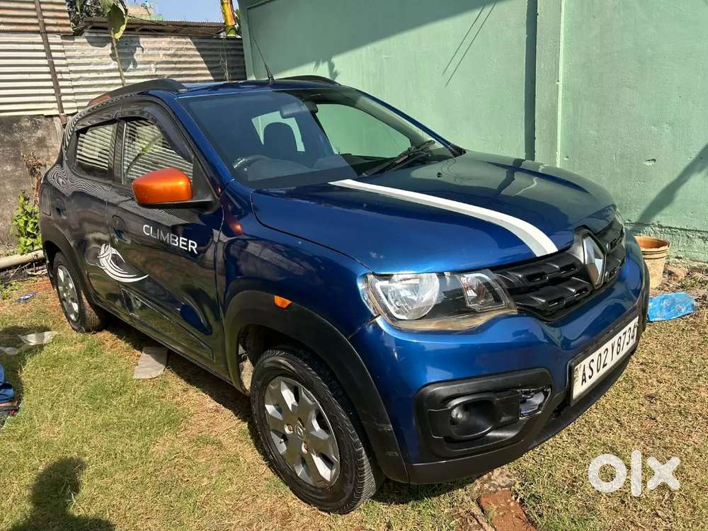 Kwid Climber Rxt Top Model Back Camera Less Driven Non Accidental
