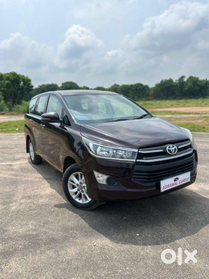 Toyota Innova Crysta 2.4 G Mt 8s, 2018, Diesel