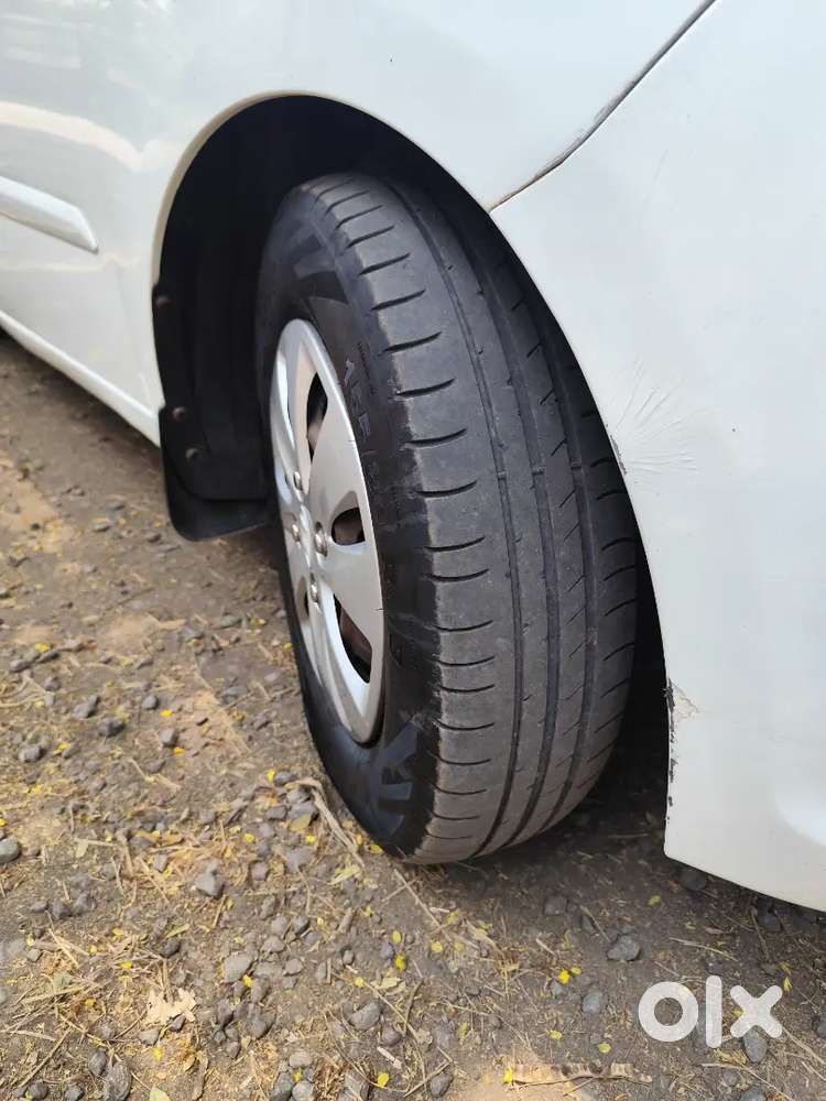 Hyundai I10 2011 Cng & Hybrids Good Condition