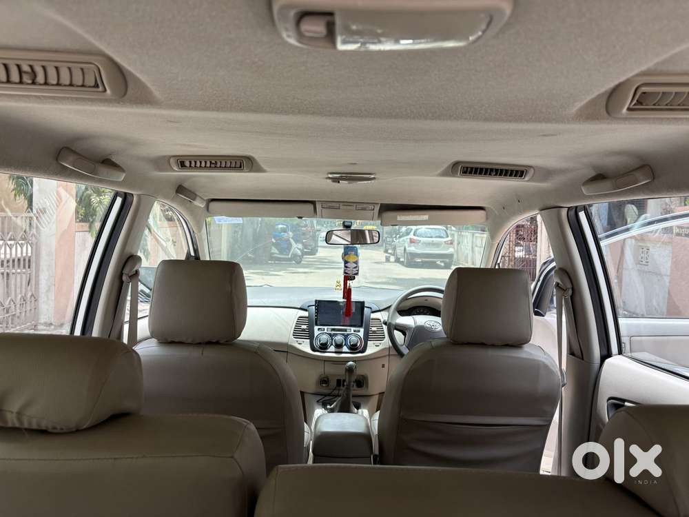 Toyota Innova 2.5 G (diesel) 8 Seater, 2013, Diesel