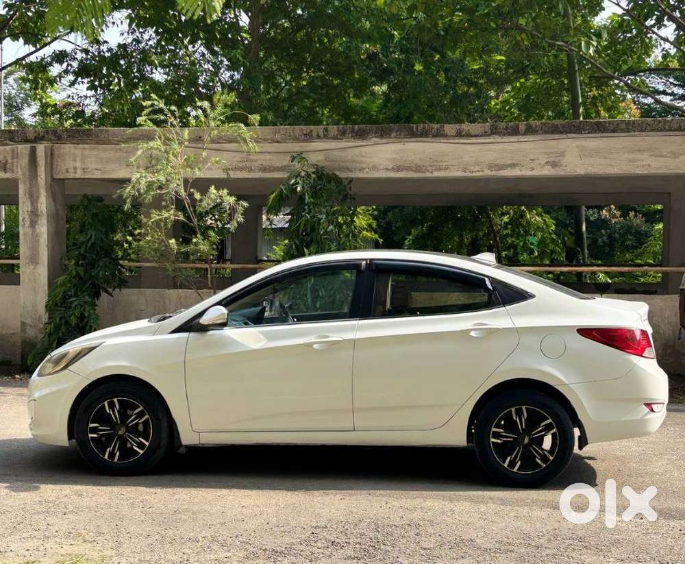 Hyundai Verna [2011-2015] Fluidic 1.4 Vtvt, 2014, Petrol