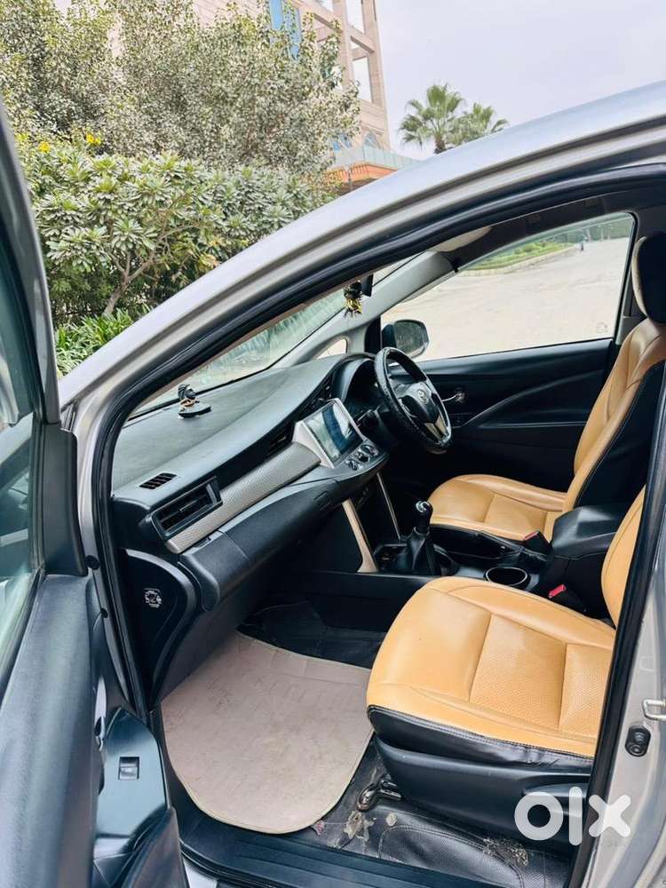 Toyota Innova Crysta 2017 Diesal 8 Str